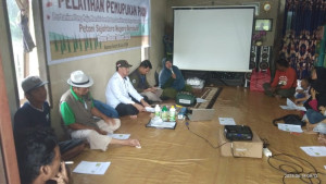 Pelatihan Pemupukan Padi RT.008